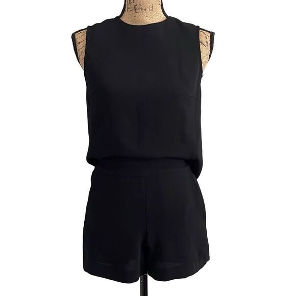 EUC! Club Monaco Sleeveless Black Flirty Open Back Romper - Size 0 - Picture 4 of 12
